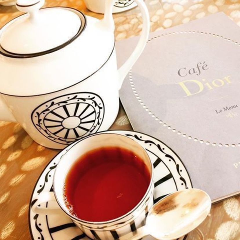 オシャレすぎるセレブカフェ【Dior cafe】でプリンセス気分♡